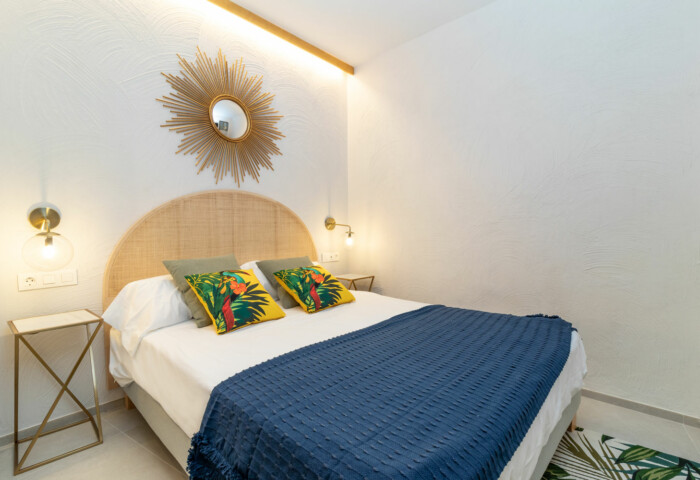 Apartment House 95